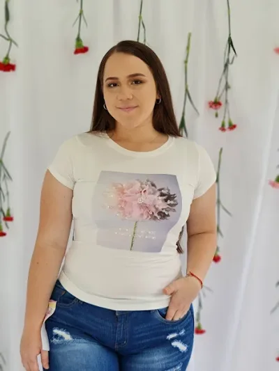Camiseta Davida para dama color blanca