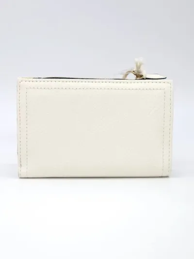 Cartera para dama color blanco