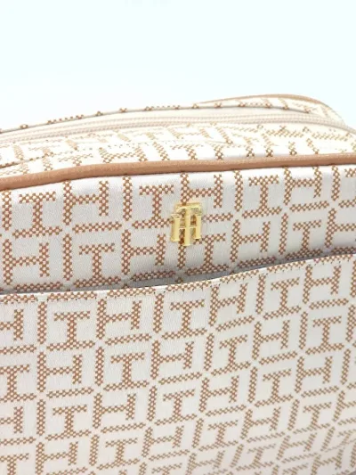 Bolso Tommy Hilfiger para dama color beige