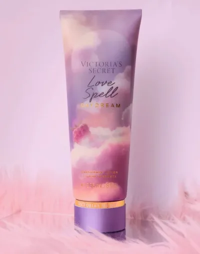 Locion Victorias Secret Love Spell Daydream  para dama