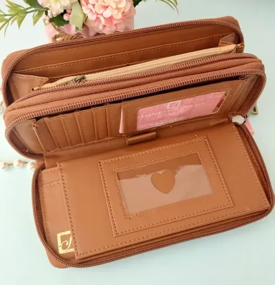 Cartera Stone Mountain Usa para dama color camel