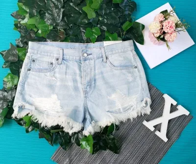 Short American Eagle para dama, mezclilla celeste claro