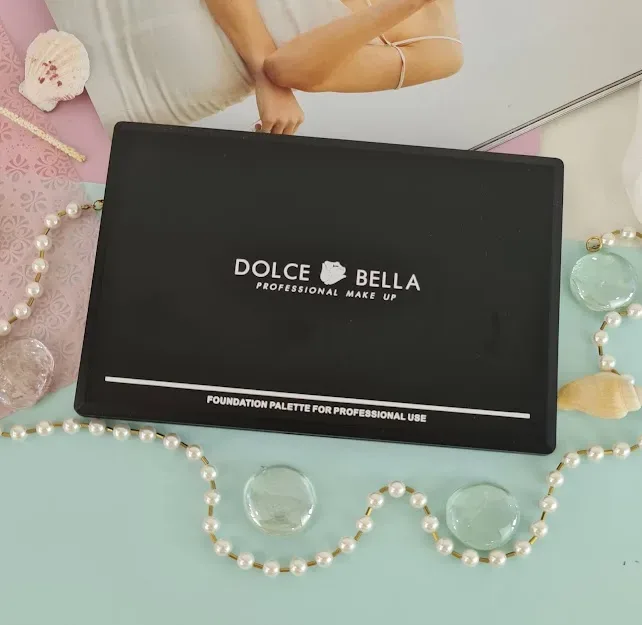Paleta de base cremosa facial Dolce Bella VG-8780