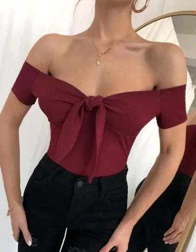 Blusa para dama color vino con lazo