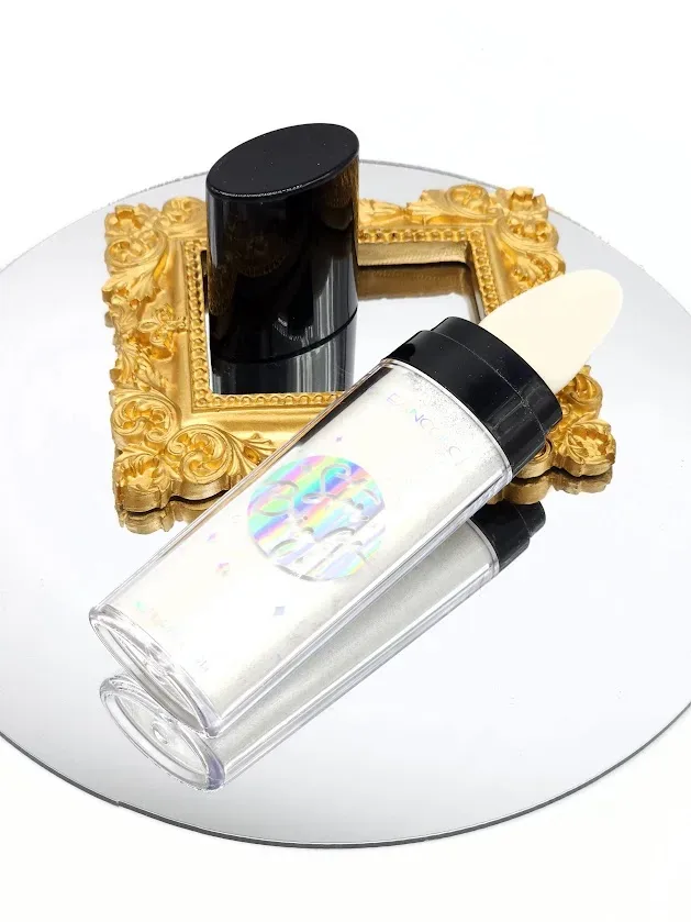 Iluminador Kleancolor  BH679-01 MILKY WAY