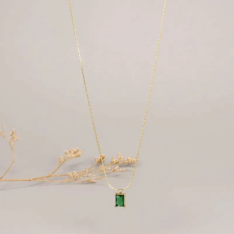 Collar de acero inoxidable
