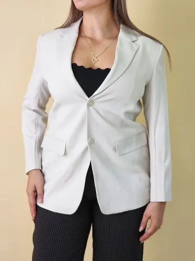 Blazer Estivaneli para dama AVCW-63904 COLOR BEIGE