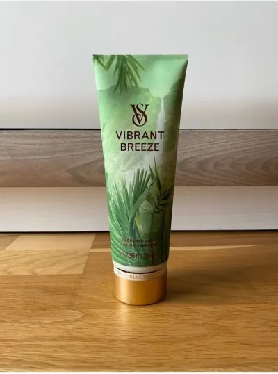 Loción  Victoria’s Secret VIBRANT BREEZE