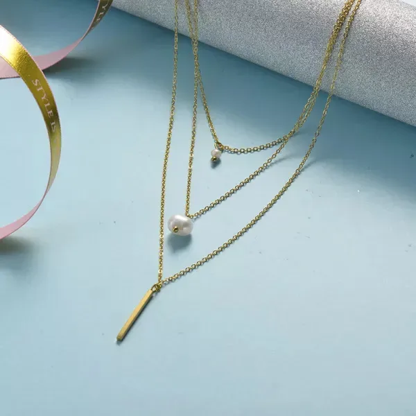Collar de acero inoxidable para dama color dorado
