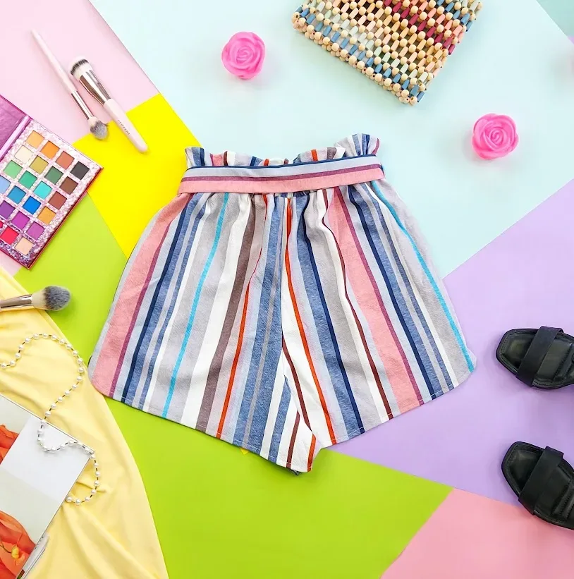 Short para dama diseño a rayas