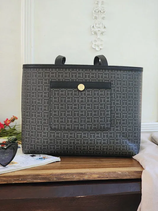 Bolso Tommy Hilfiger para dama 69JA562-0022B0 COLOR NEGRO