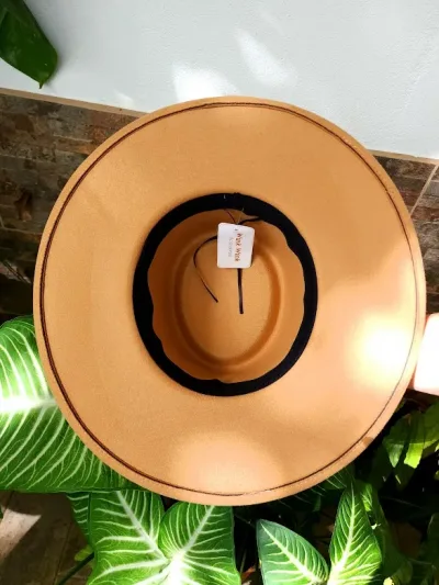 Sombrero para dama color café claro
