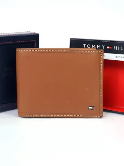 Billetera Tommy Hilfiger  para caballero color camel