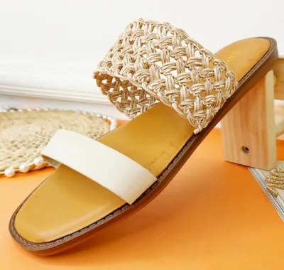 Sandalias para dama color coral y beige