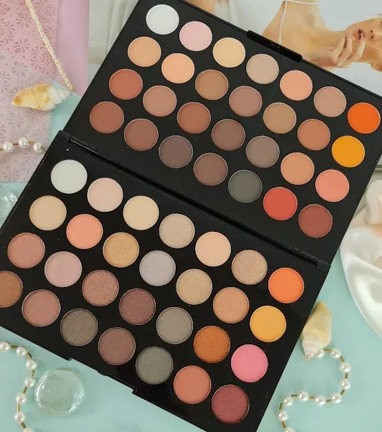 Paleta de sombras para ojos 02 Dolce Bella para dama A002B