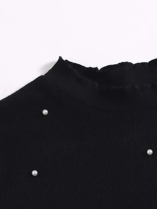 Blusa para dama color negro y diseño de perlas