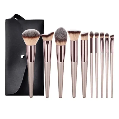 Set de brochas de maquillaje y estuche
