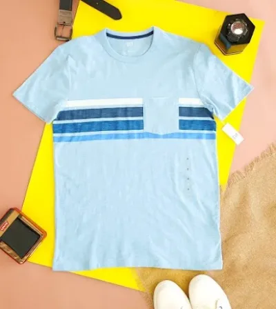 Camiseta GAP para caballero color celeste