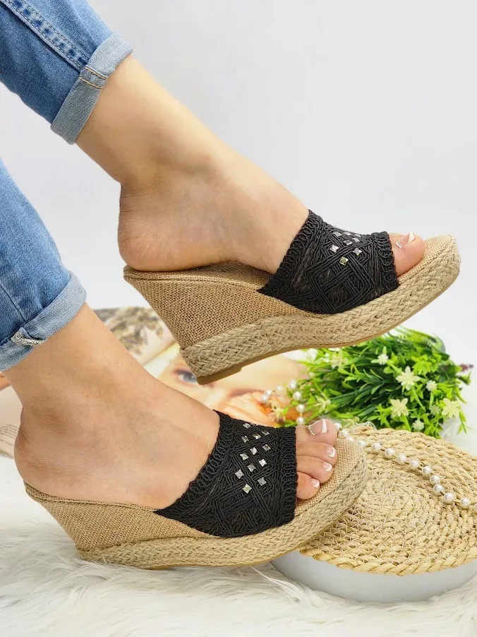 Plataformas para dama color negro MT3076L