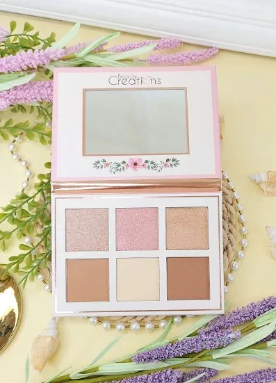 Paleta de iluminadores y contornos Beauty Creations