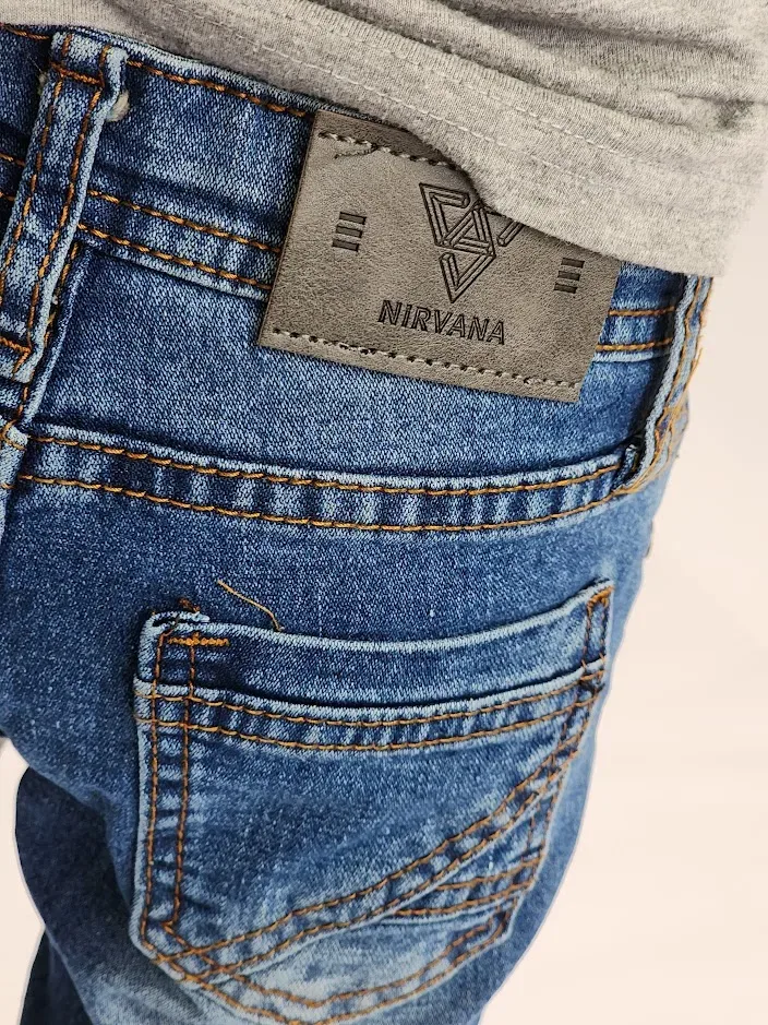 Pantalón Nirvana para niño color azul claro
