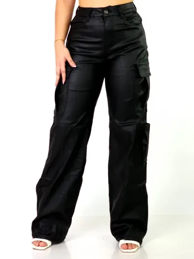 Pantalón Cargo de cuerina para dama