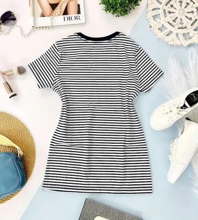 Camiseta Nautica para dama patrón a rayas blanco y azul