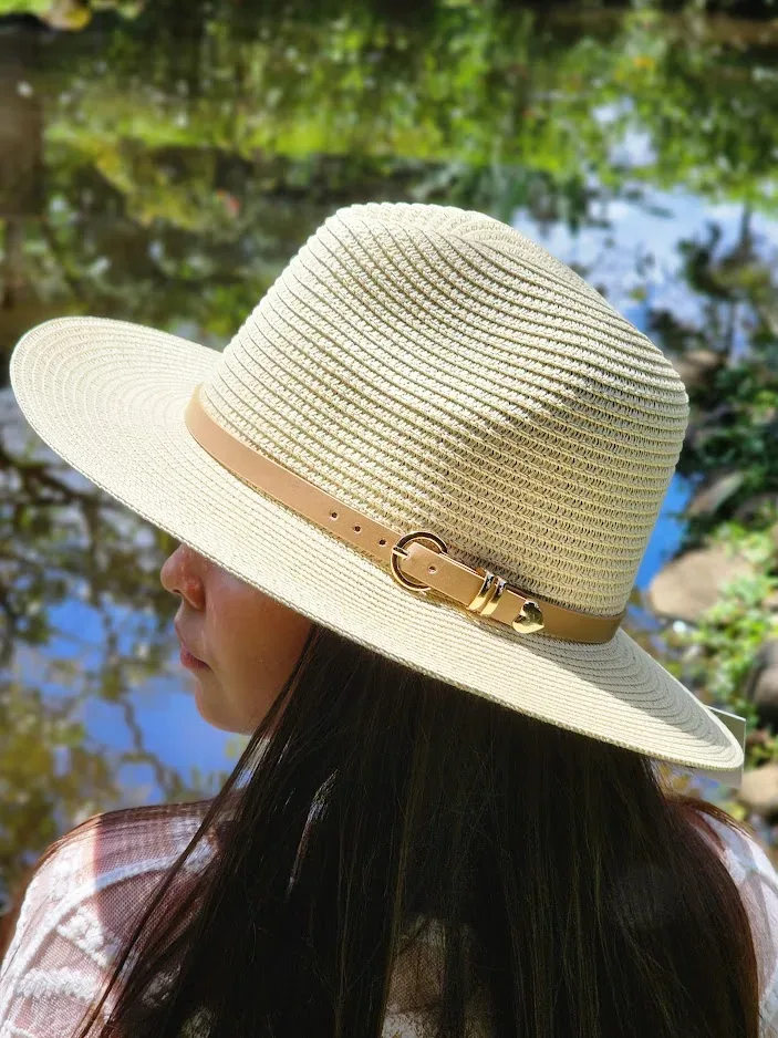 Sombrero para dama color beige
