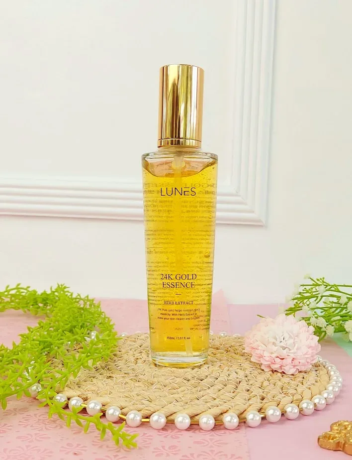 Serum Lunes oro 24K con extracto de hierbas para dama color dorado