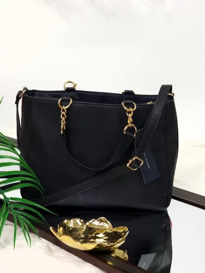Bolso Tommy Hilfiger para dama color negro