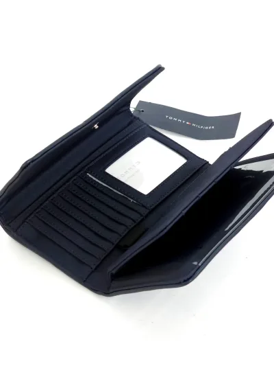 Cartera Tommy Hilfiger diseño de rayas
