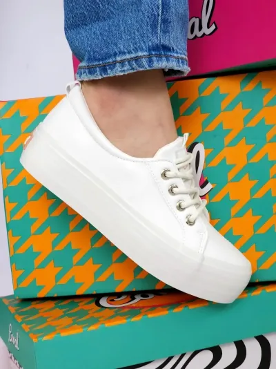 Tenis Coral para dama color blanco Kindsay 2 White Pu