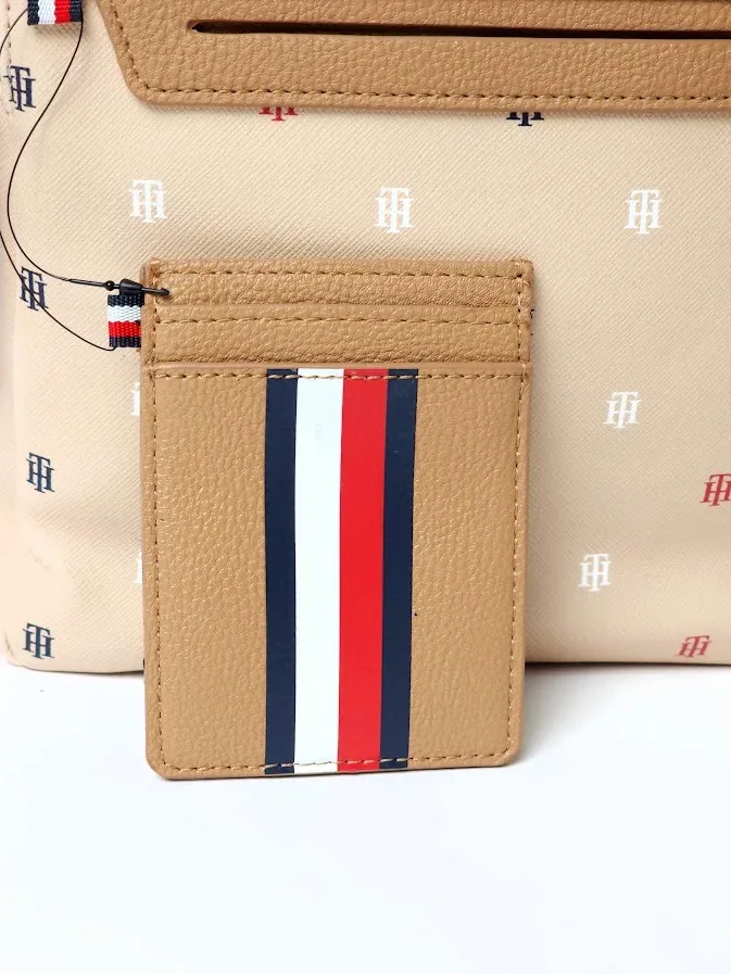 Mochila Tommy Hilfiger para dama color beige y café