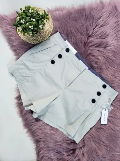Short Nautica para dama color beige claro