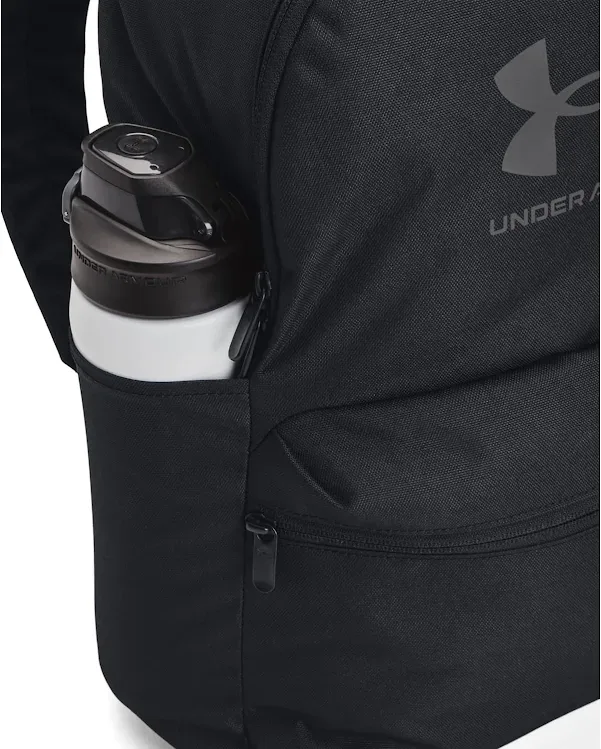 Mochila Under Armour unisex color negro