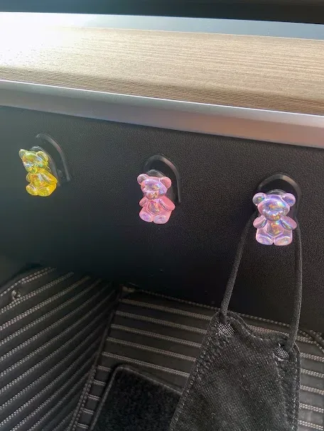 Gancho para carro con diseño de oso multicolor