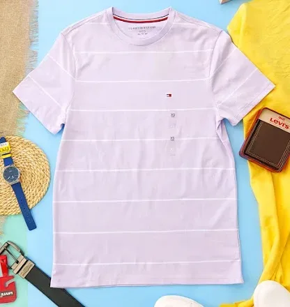 Camiseta Tommy Hilfiger para caballero, color lila con rayas blancas