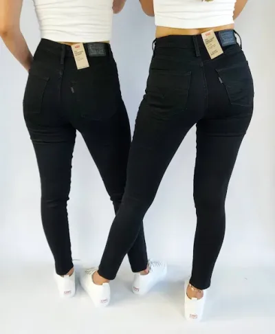 Jeans para dama Levis 721-0024 High Rise Skinny color negro