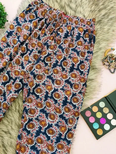 Pantalón para dama diseño abstracto