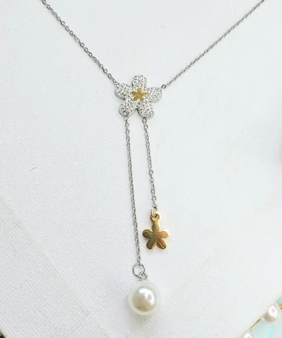 Collar de acero inoxidable para dama con dijes de flor