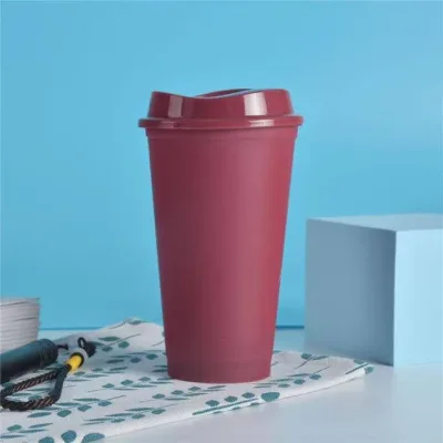 Vaso vino para bebidas calientes.