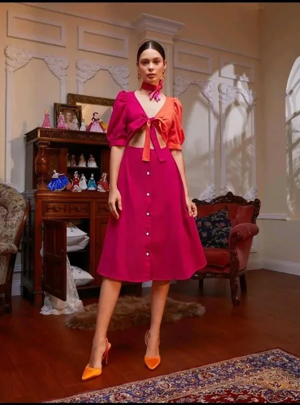Vestido color fucsia