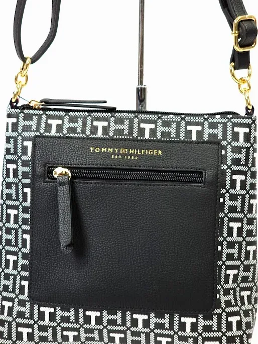 Bolso Tommy Hilfiger color negro
