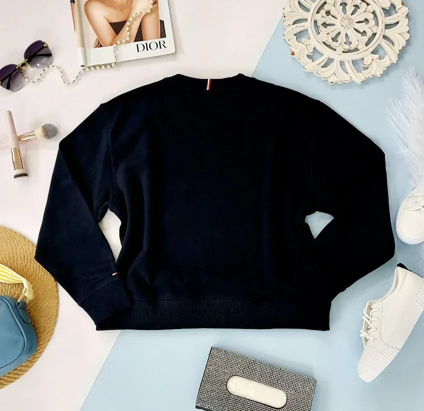 Sueter Tommy Hilfiger para dama color azul oscuro