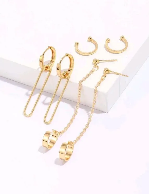 Set de aretes para dama color dorado