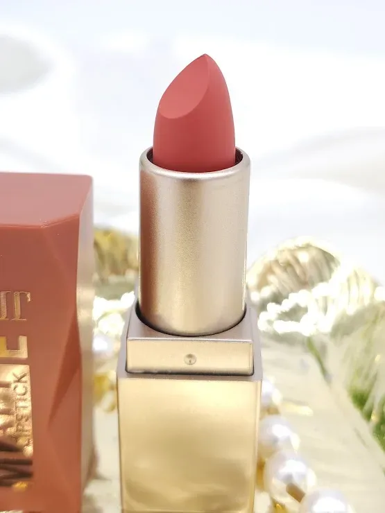 Labial matte en barra 05