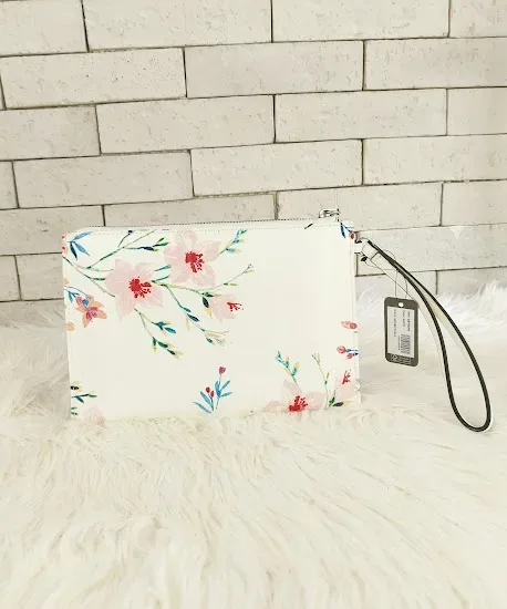 Bolso Guess para dama color blanco