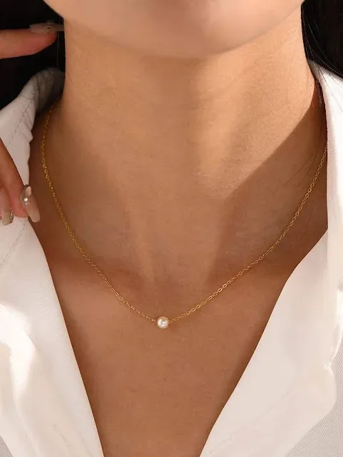 Collar de acero inoxidable con perla de fantasia