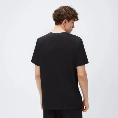 Camiseta Nike deportiva Negra