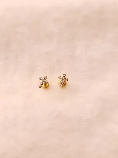 Aretes para dama de acero inoxidable con diseño de cruz